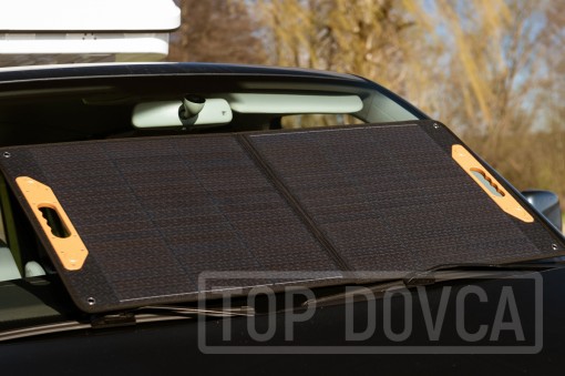 VW Transporter T5 se solárním panelem 100W