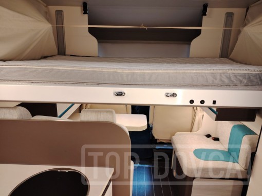 Interiér obytného vozu Rimor Kilig 95 Plus model 2025.